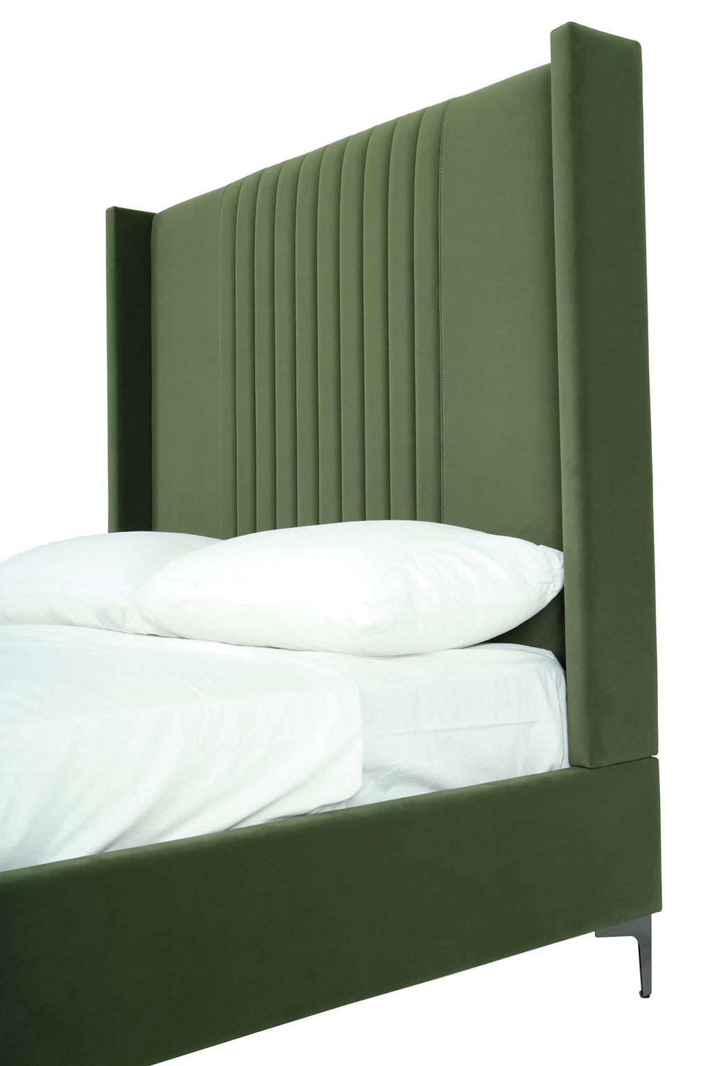 Promenade Upholstered Velvet Queen Bed in Moss