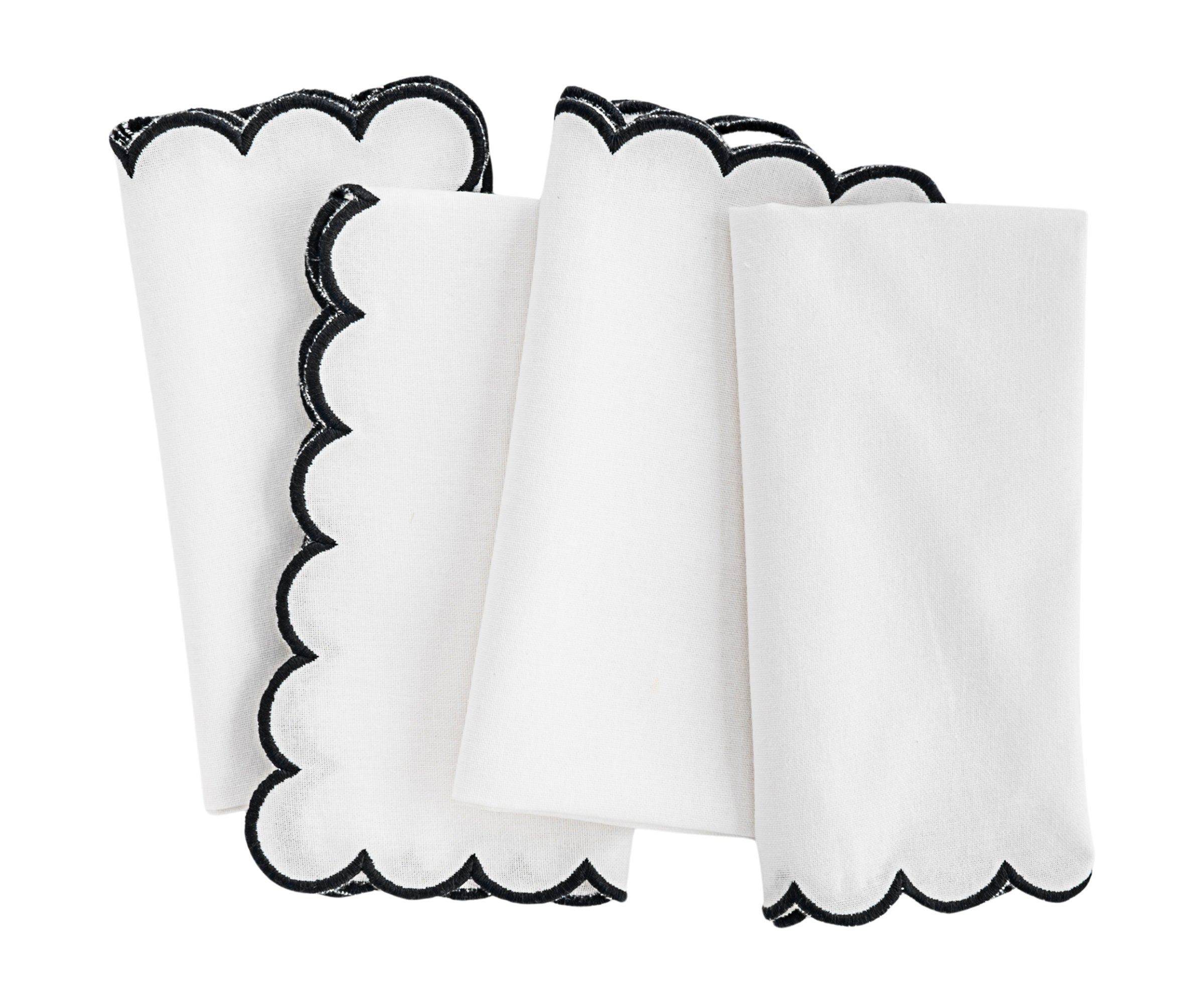 Napkins Black and White - Closewave Scalloped Edge
