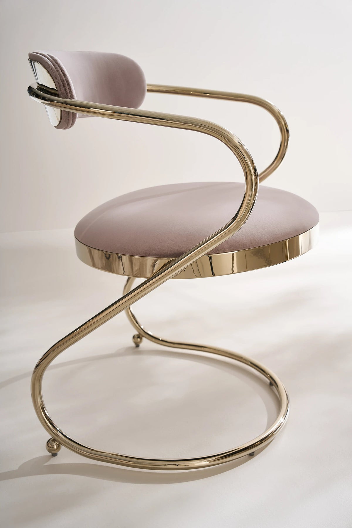 Retrospect Dining Chair