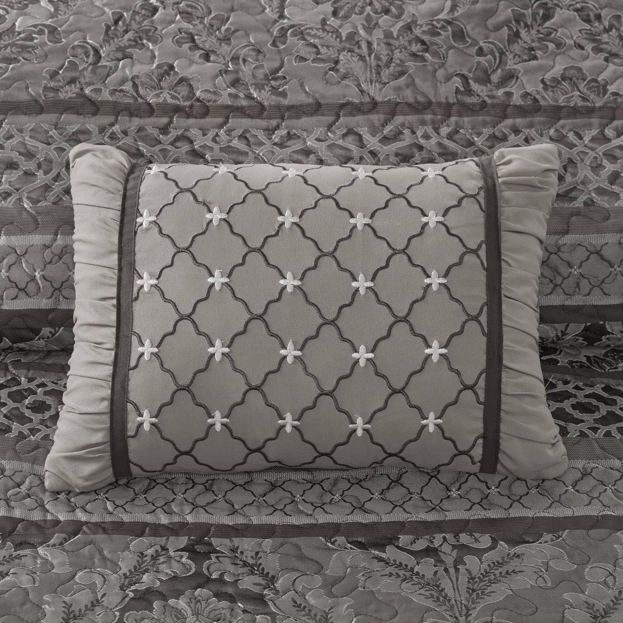 5-Piece Queen Reversible Jacquard Bedspread Set