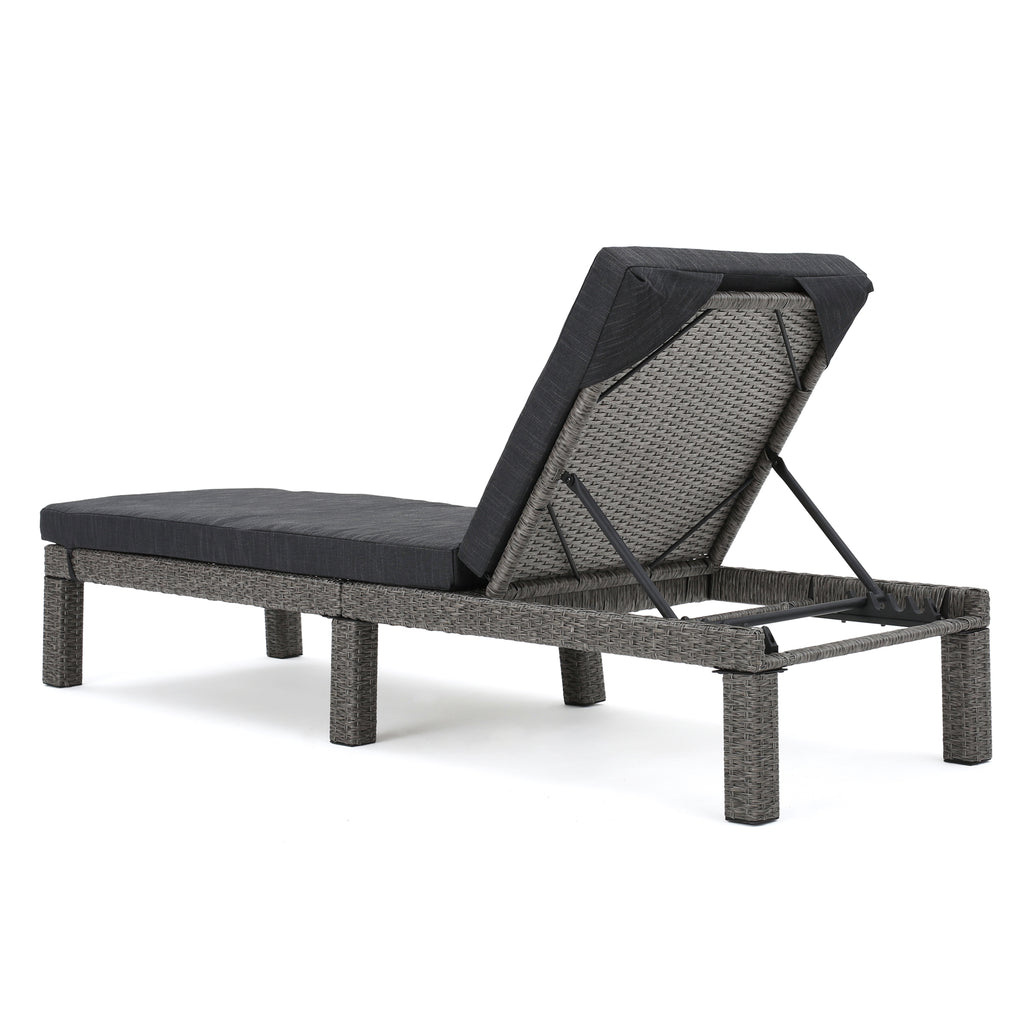 Puerta KD Chaise Lounge, Mixed
