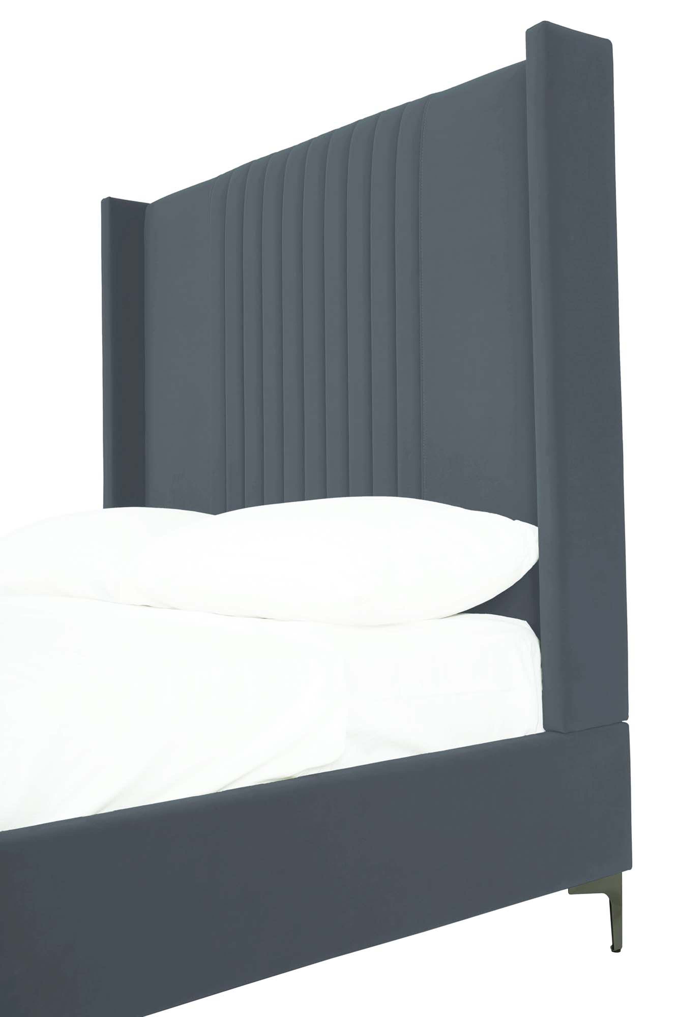 Promenade Upholstered Velvet Full Bed