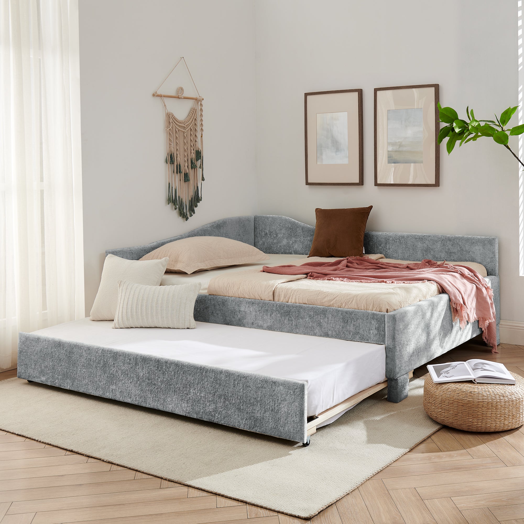 Full Size Curved Round Edge Padded Backrest Daybed