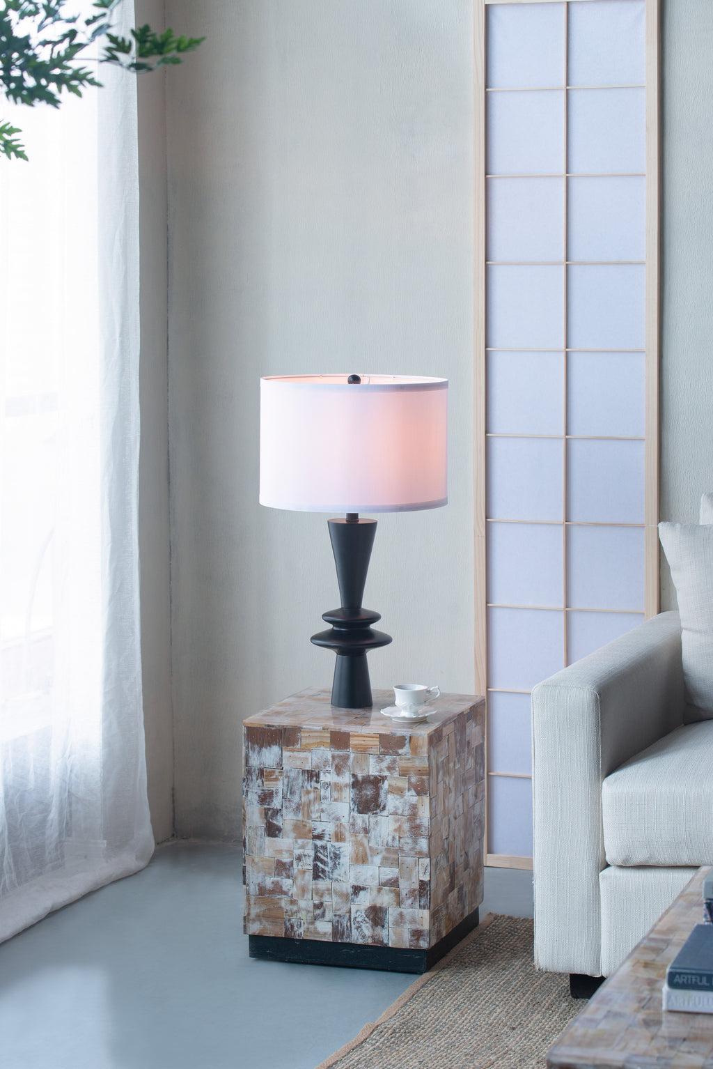 Stylish Black Table Lamp with Aluminum Construction