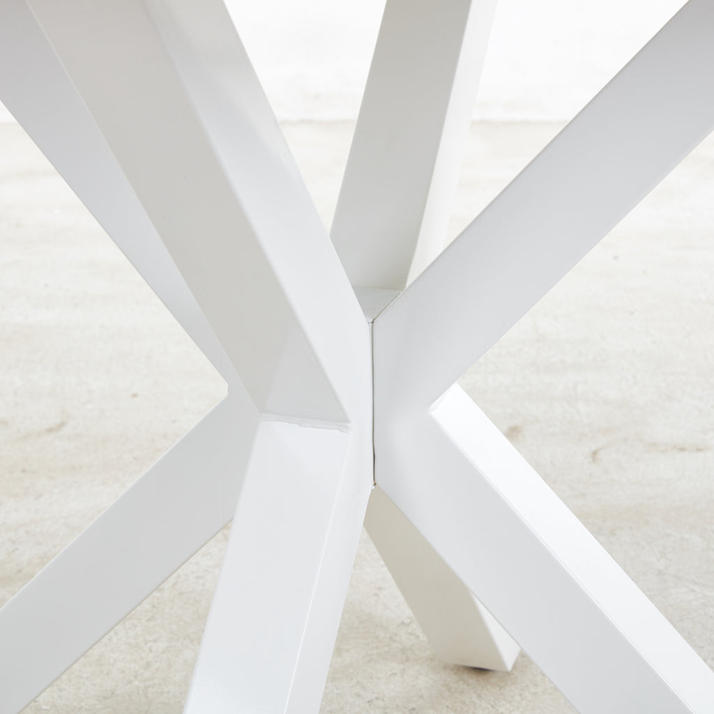 42.1" White Mid-Century Dining Table for 4-6 People