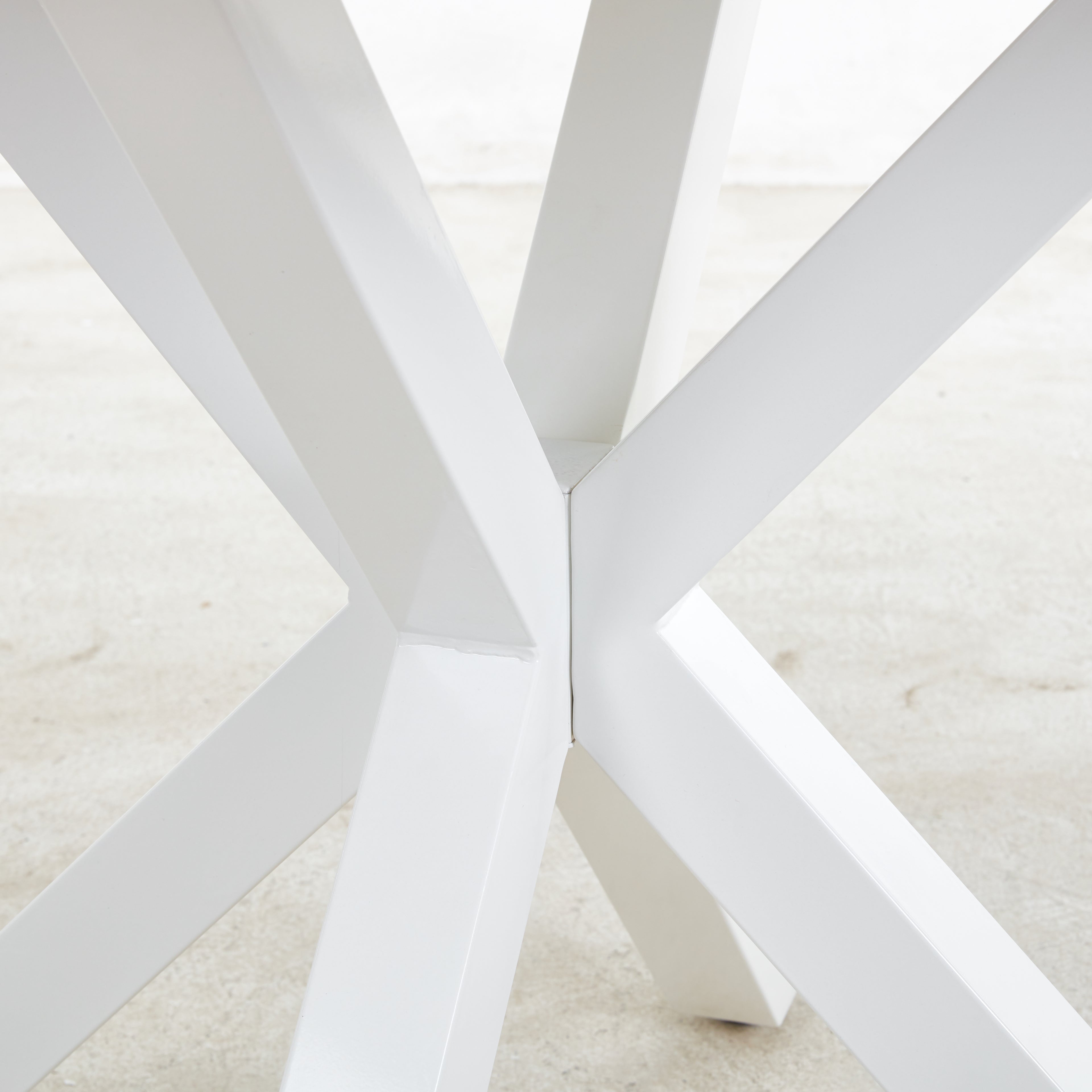 42.1" White Mid-Century Dining Table for 4-6 People