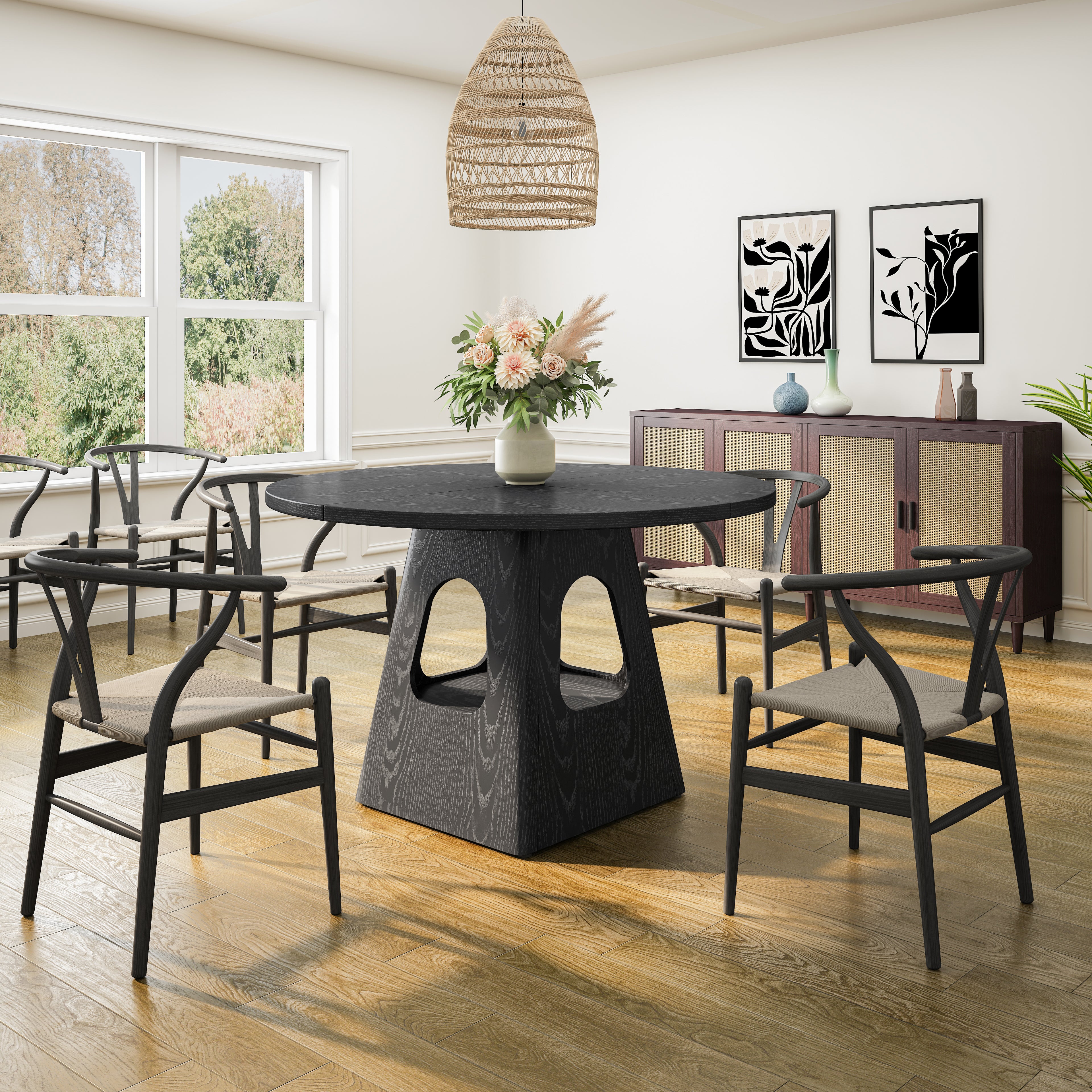 Round Dining Table for 4-6