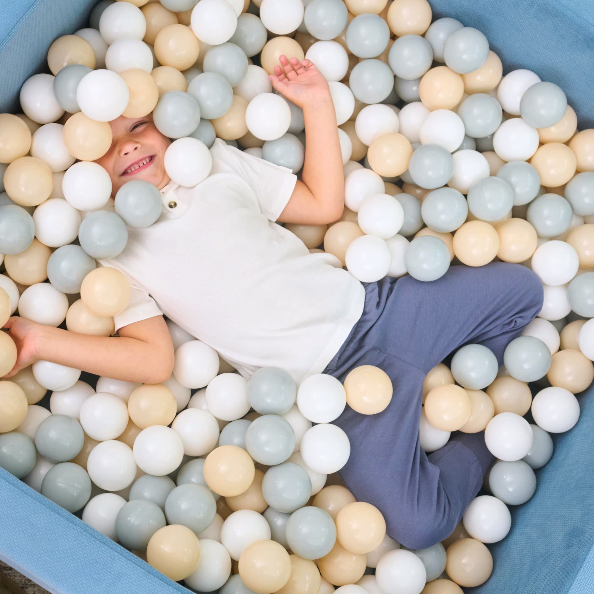 Plastic Balls Set of 500