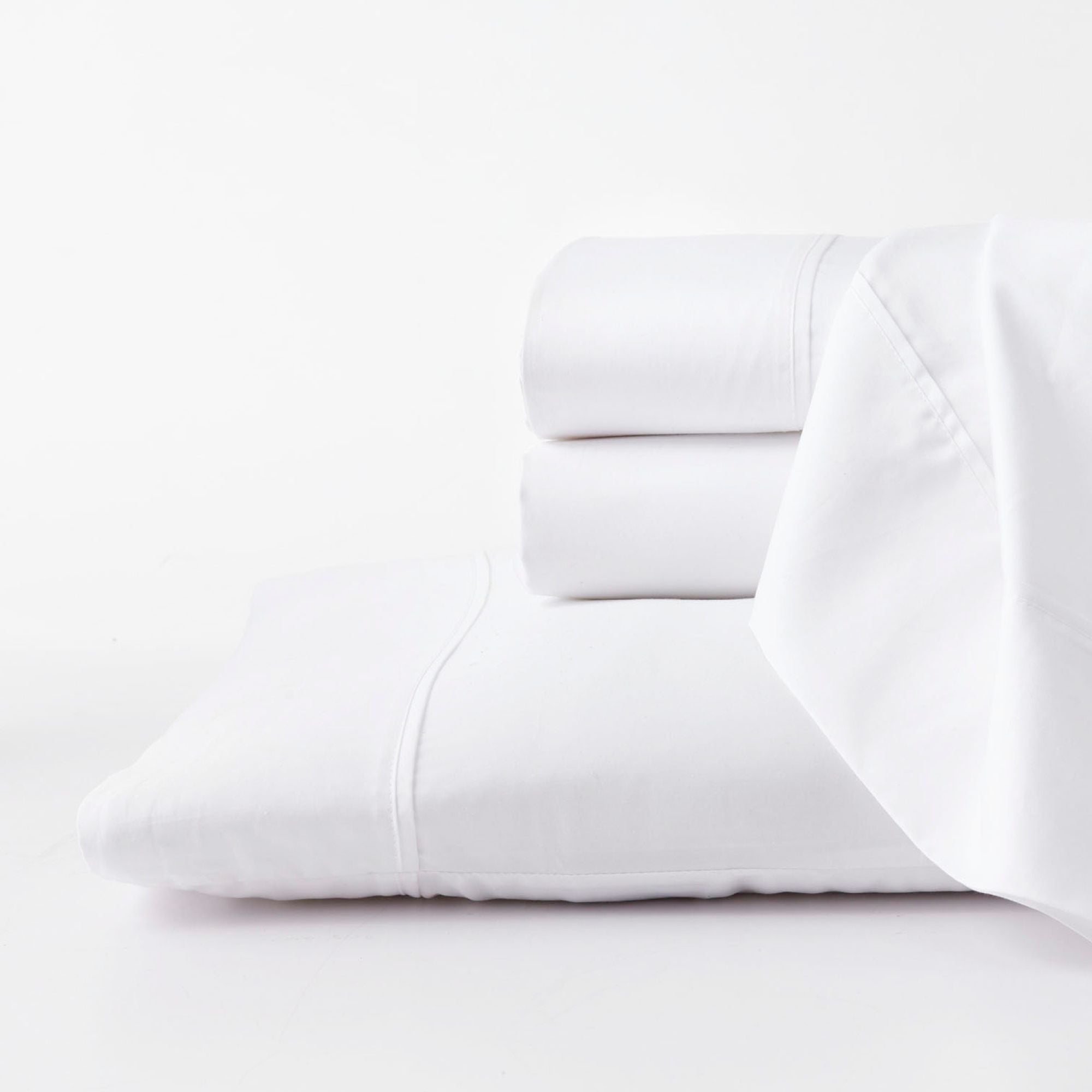 Sheet Set Luxurious Supima, Wrinkle Resistant, Breathable, With 2 Ghostgrip Band