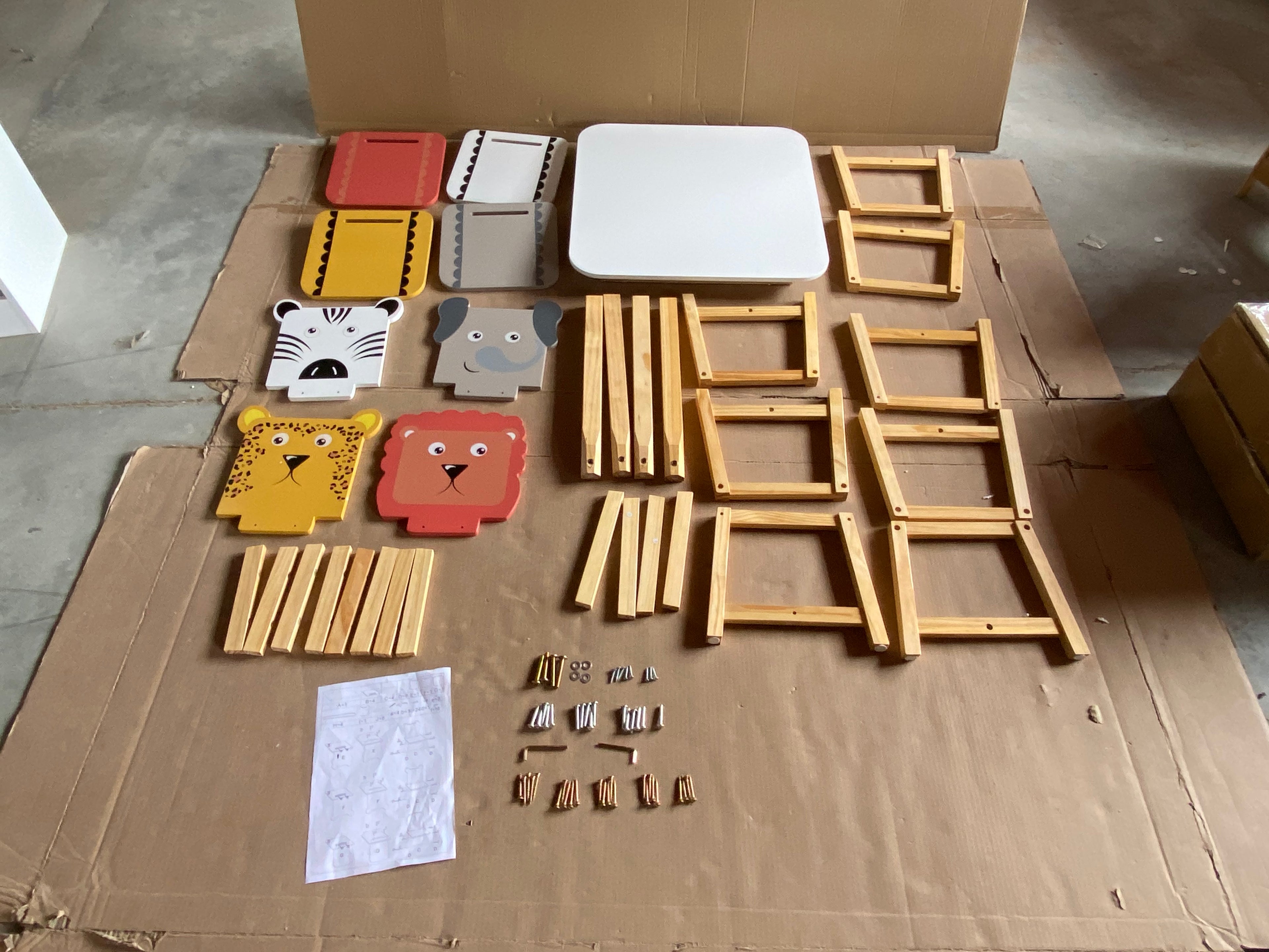 5 Piece Kiddy Table and Chair Set