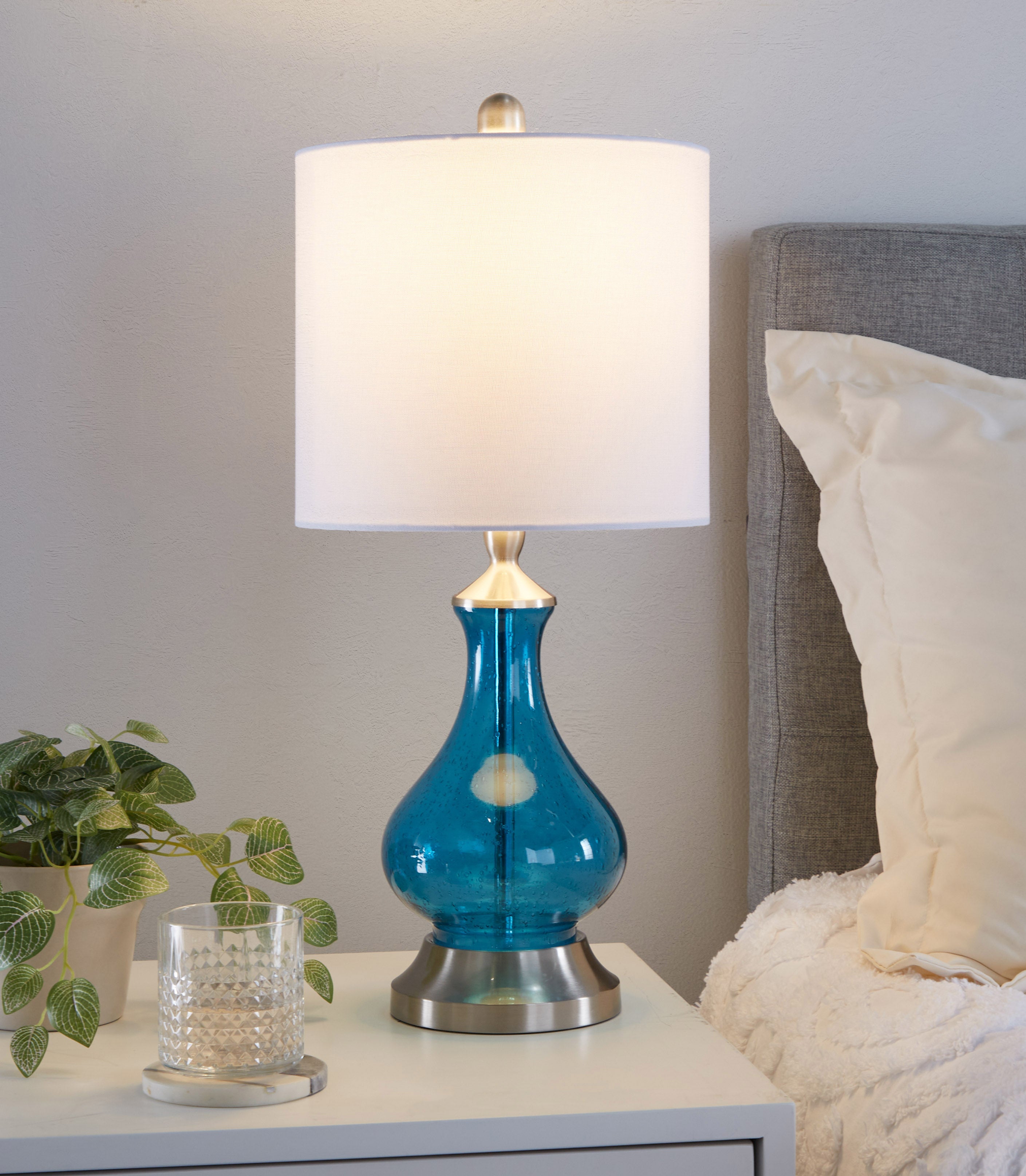 Jasmine 22" Contemporary Glass Accent Lamp in Clear Sapphire