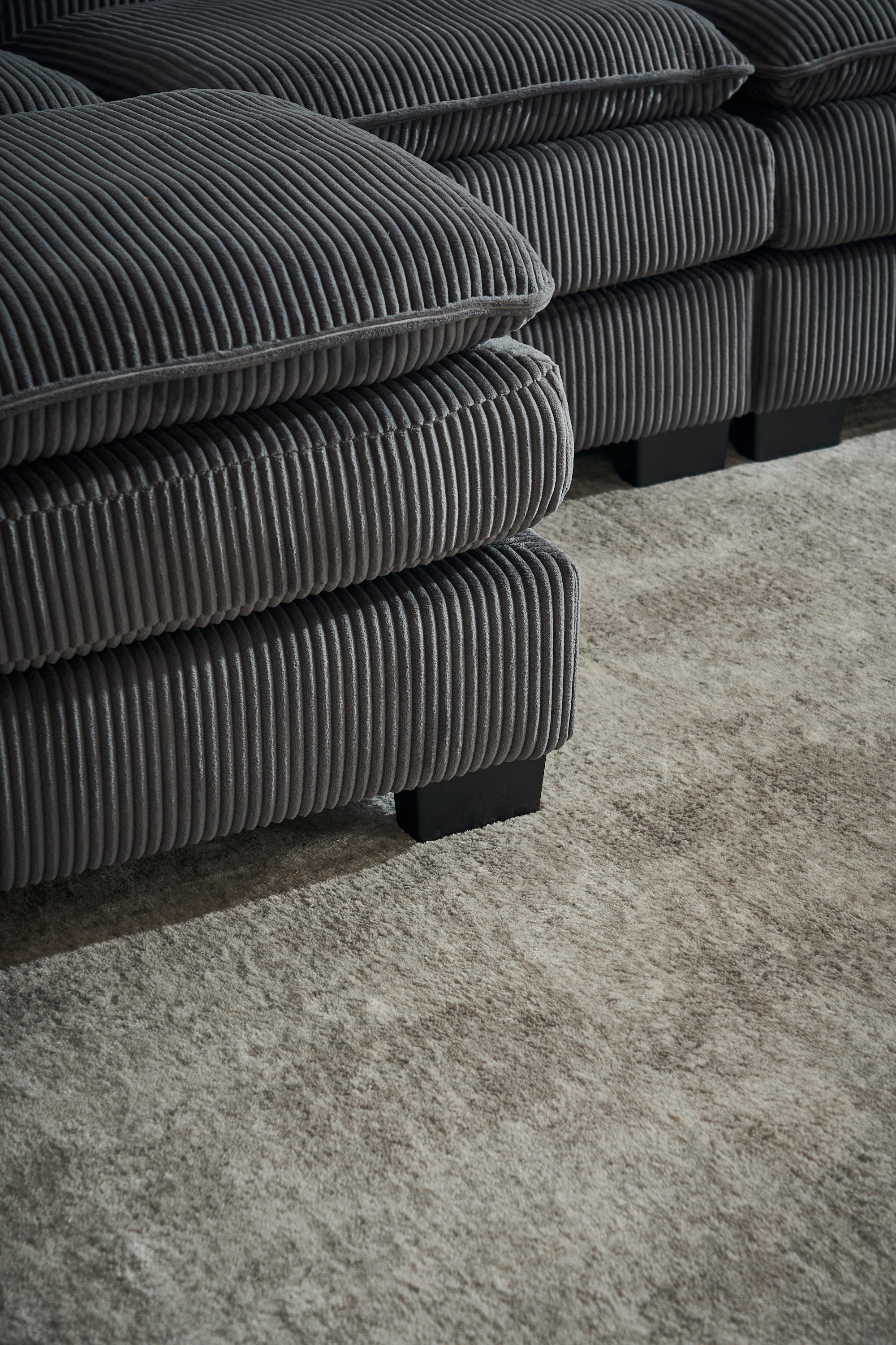 Modern U Shaped 6-Seat Sectional Sofa with Ottoman