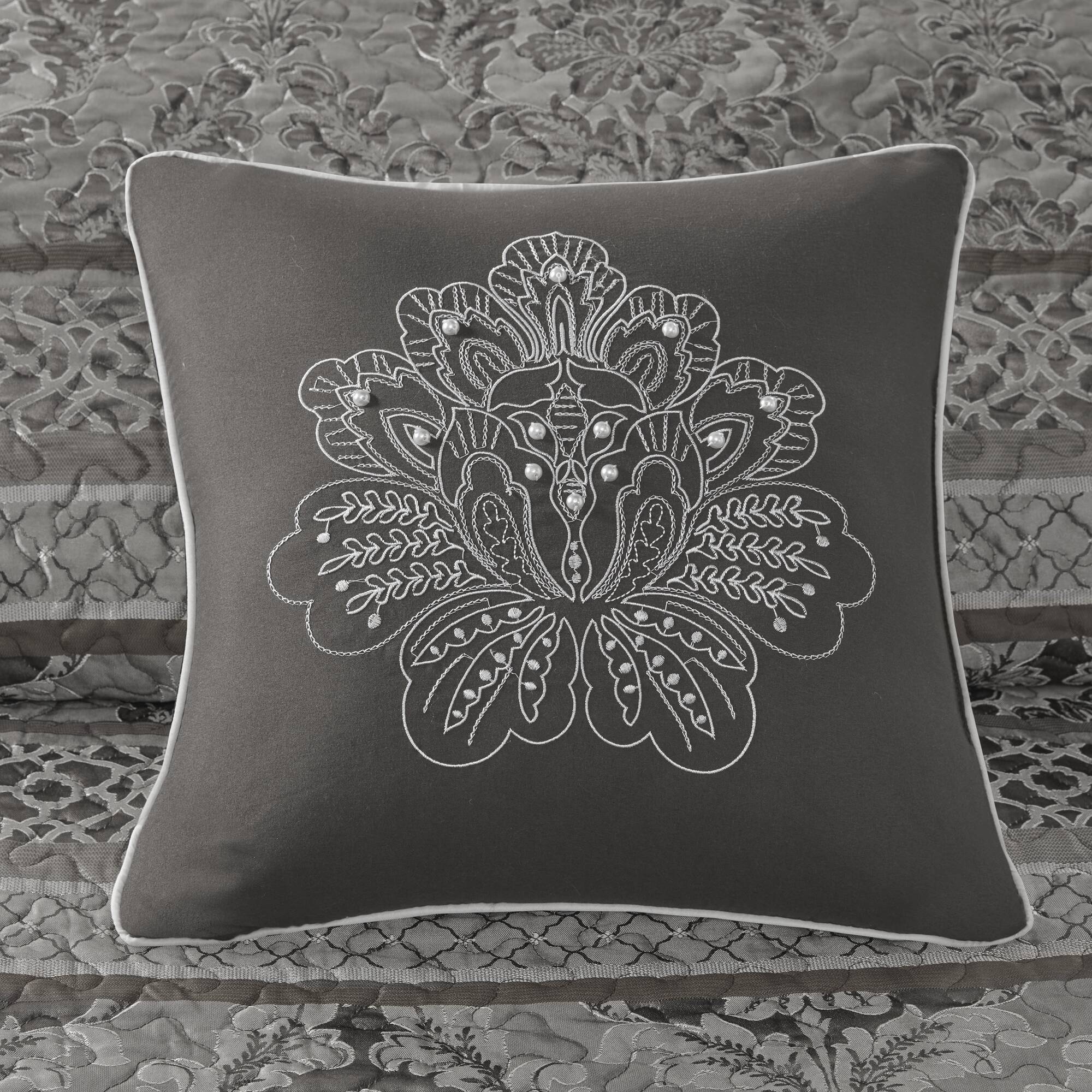 5-Piece Queen Reversible Jacquard Bedspread Set
