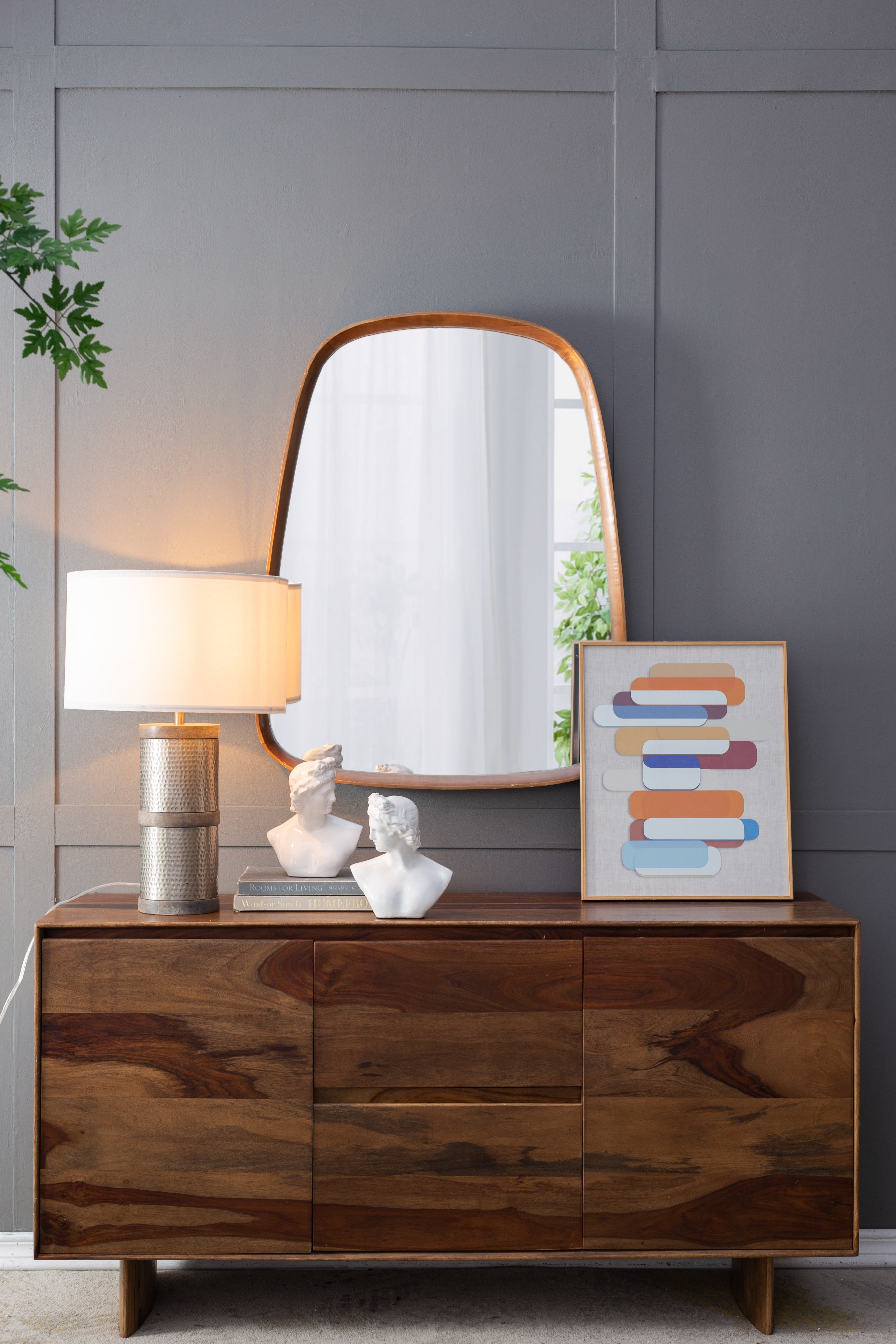 Hammered Iron Table Lamp with Mango Wood