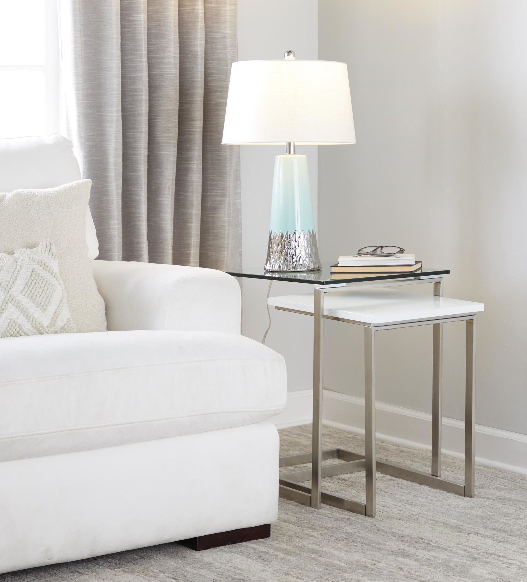 Penelope 22" Contemporary Ceramic Table Lamp with Tiffany