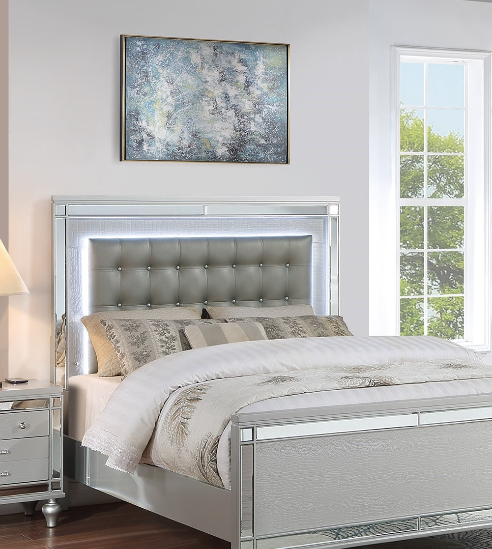 Sleek Modern Bedroom Set
