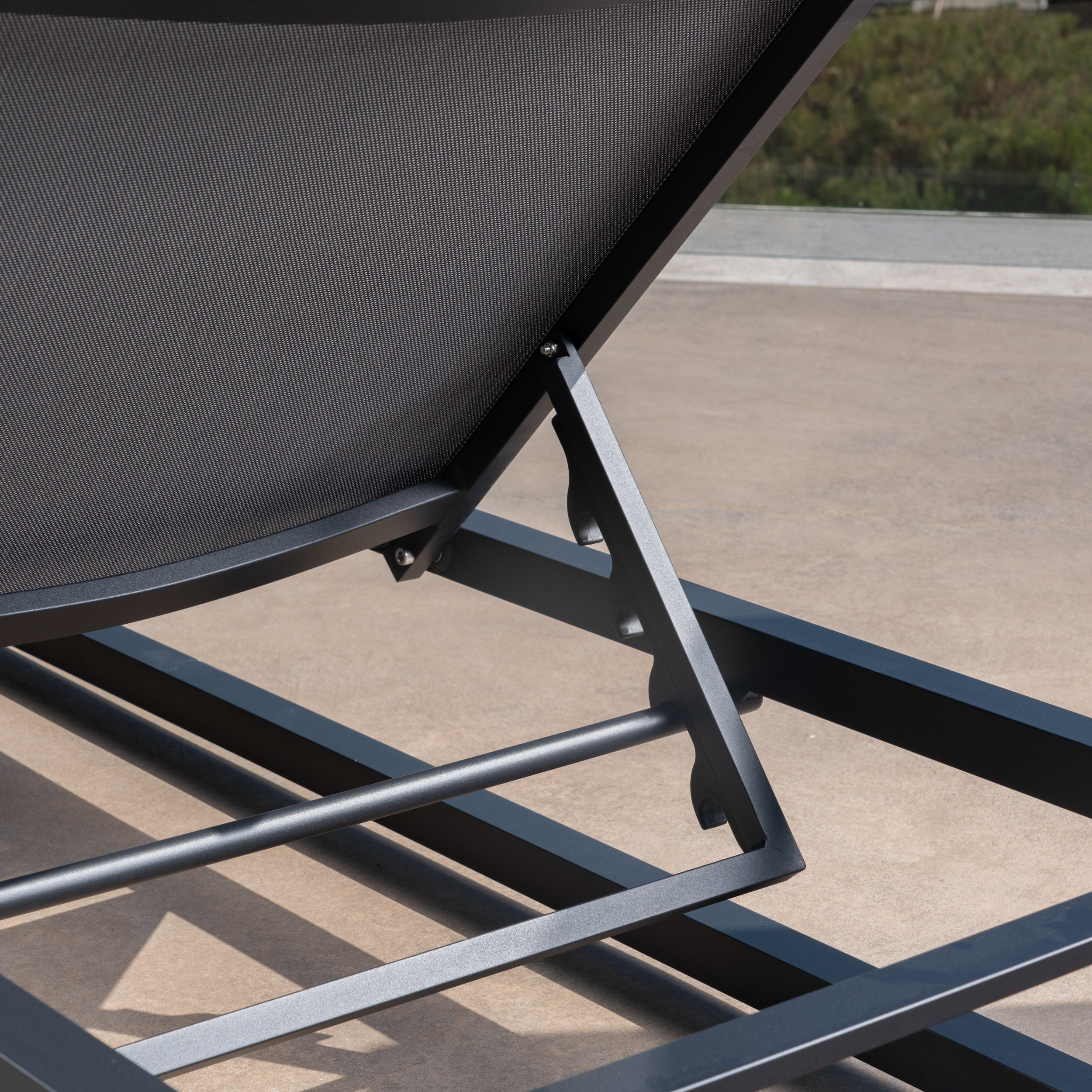 Venice Chaise Lounge