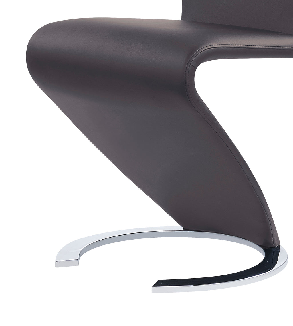 Marcus Horseshoe Dining Seat