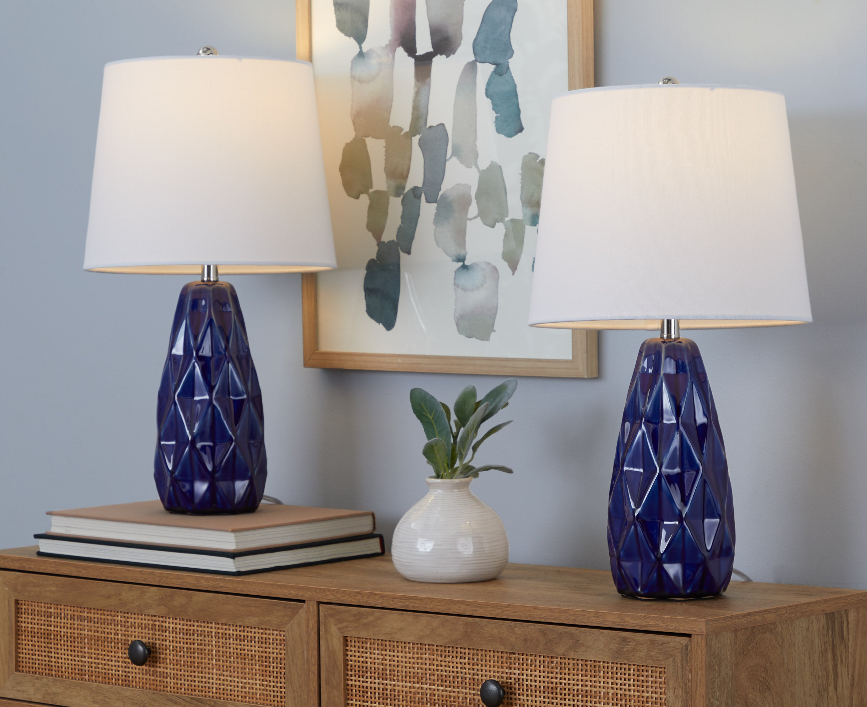 Hex 20" Contemporary Ceramic Accent Lamp in Estate