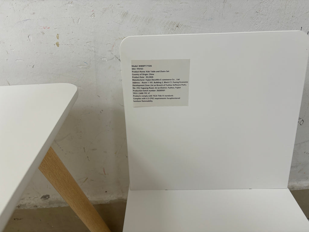 Kids Table and 2 Chairs Set