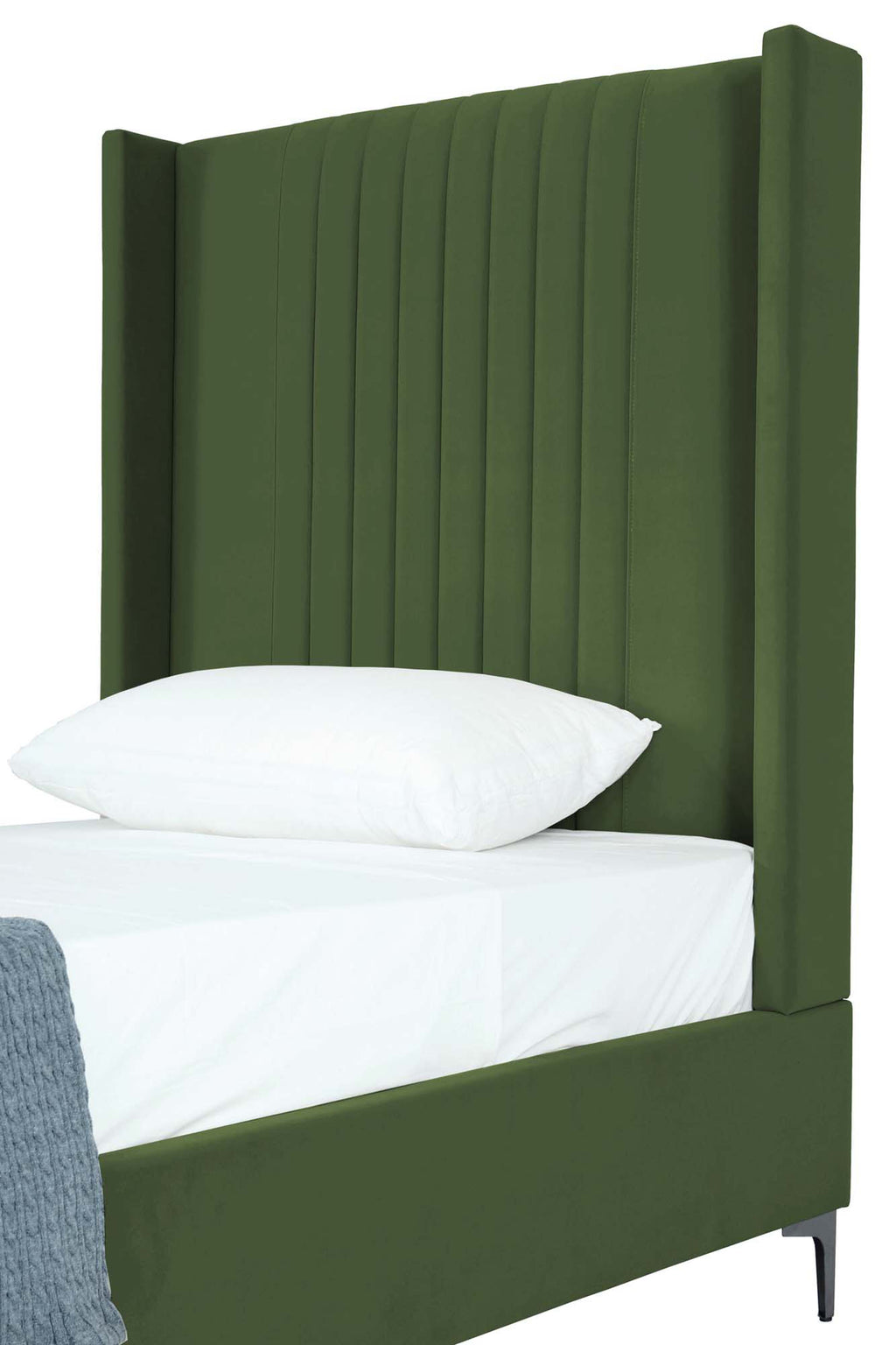Promenade Upholstered Velvet Twin Bed in Moss