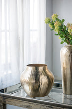 Aluminum Chisel Flower Vase