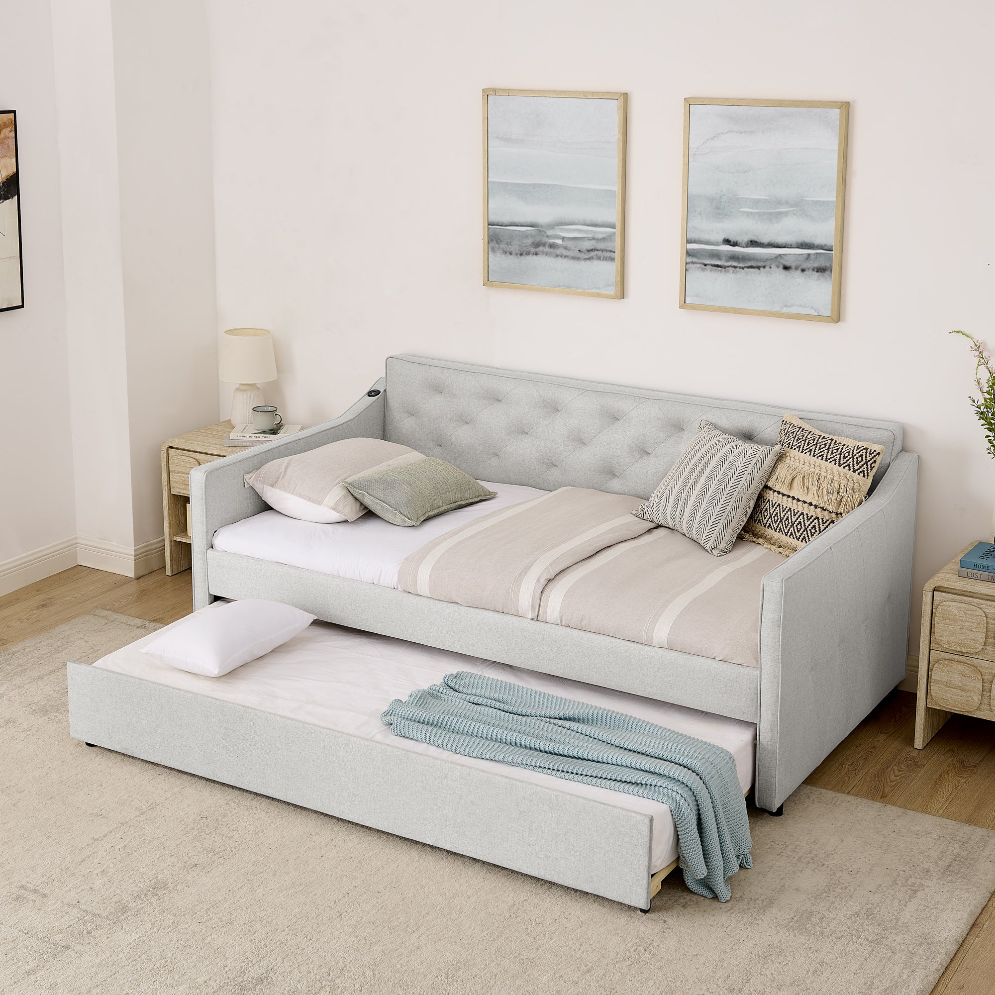 Twin Size Upholstery Daybed with Pop-up Trundle & USB Charging