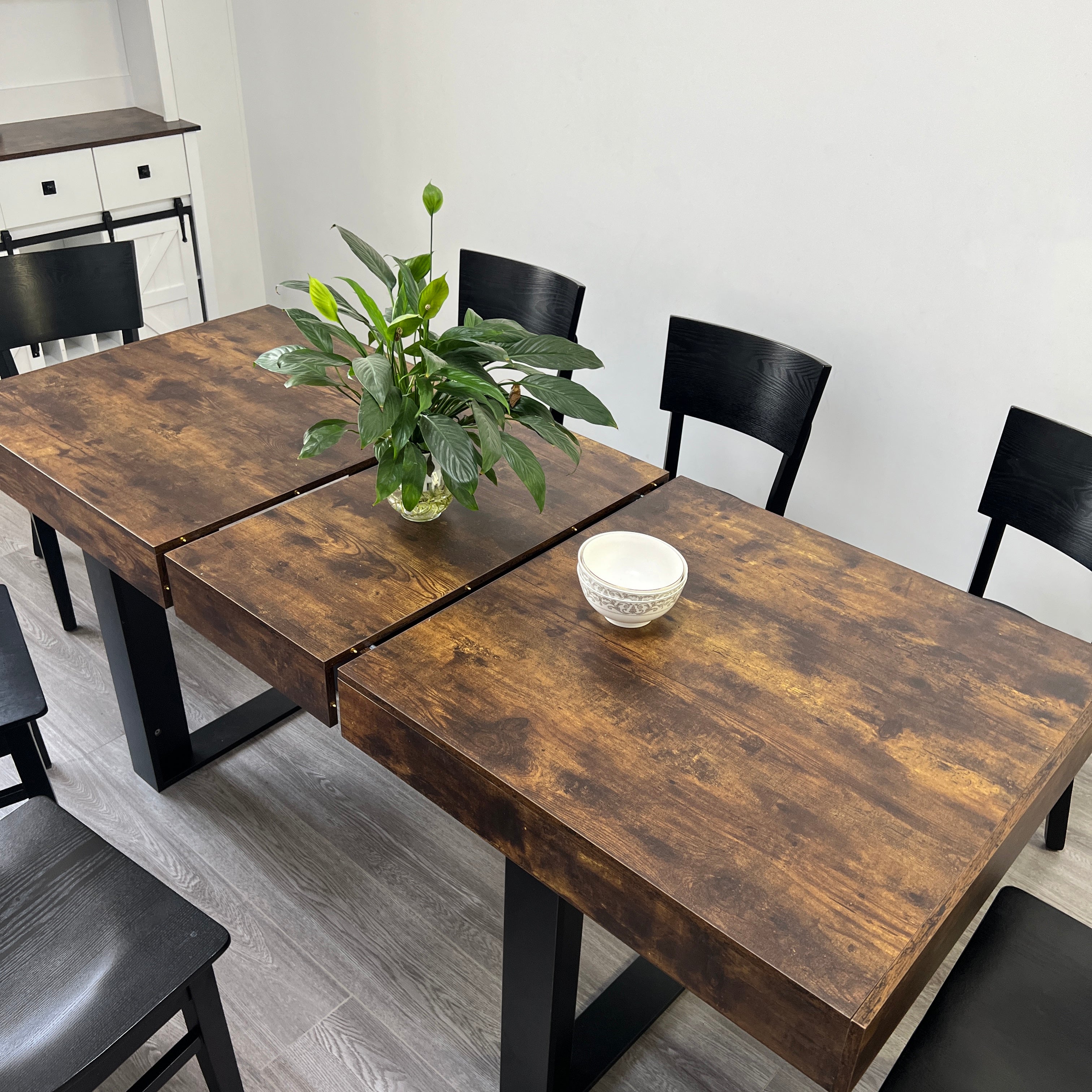 Extendable Dining Room Table for 6, 8, 10