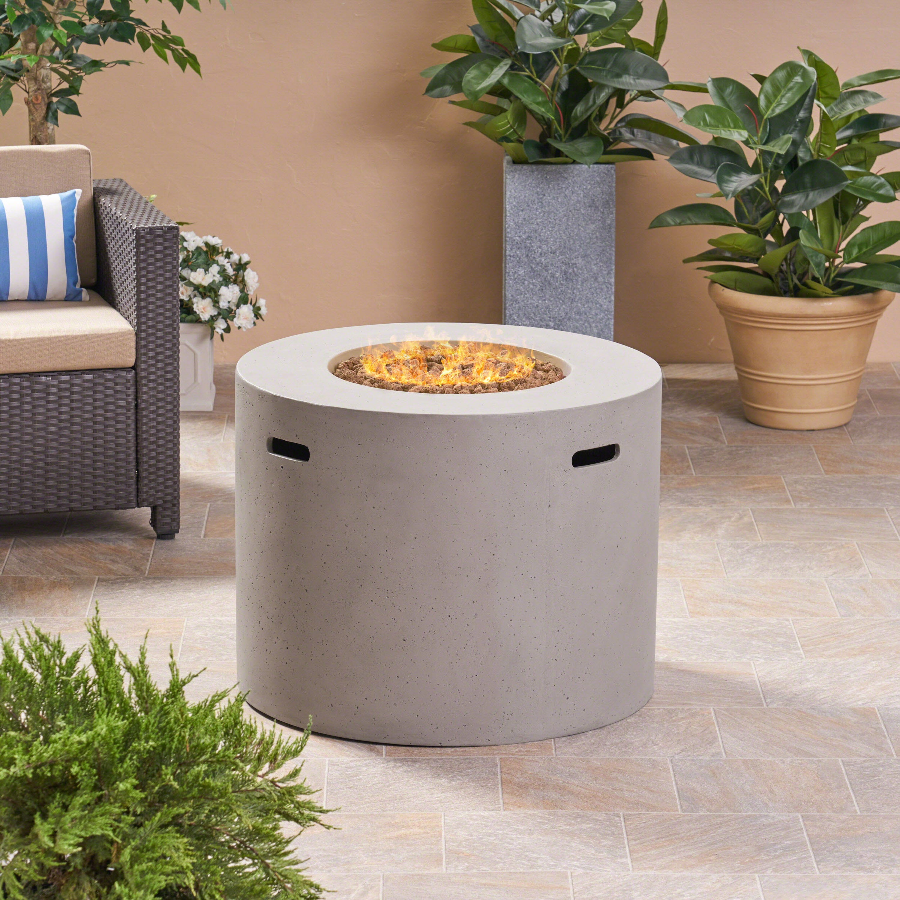 31" Round MGO Fire Pit - 40,000 BTU