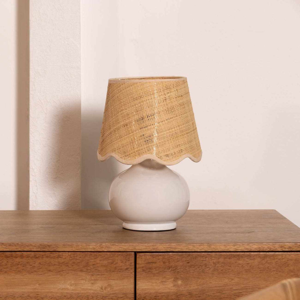 Logale White Solid Ceramic Table Lamp