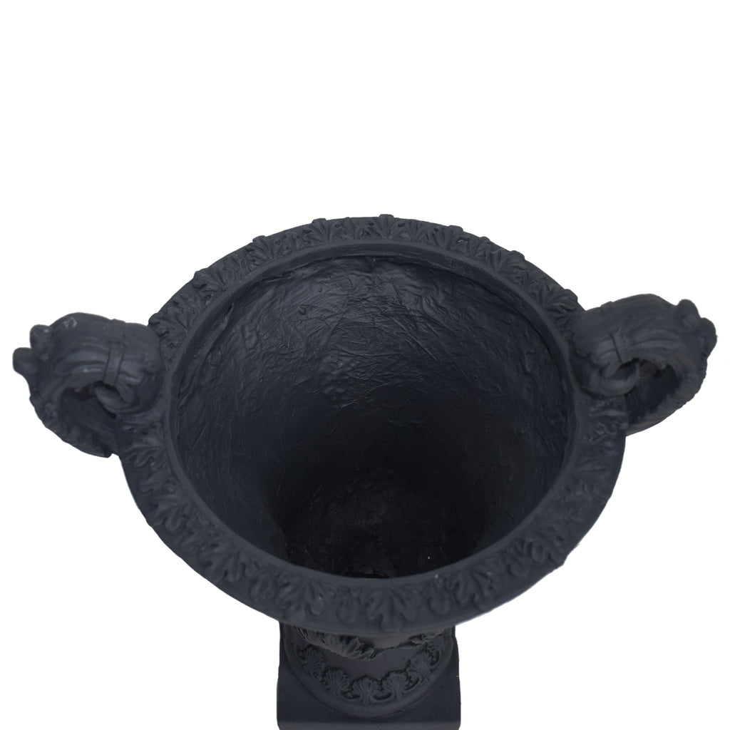 Delphine Urn