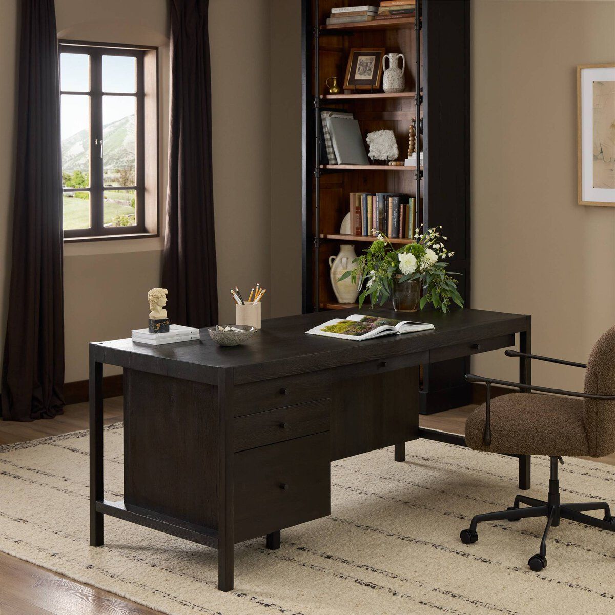 Suspension Desk