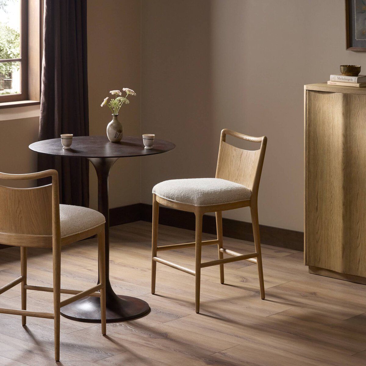 Jessen Counter Stool