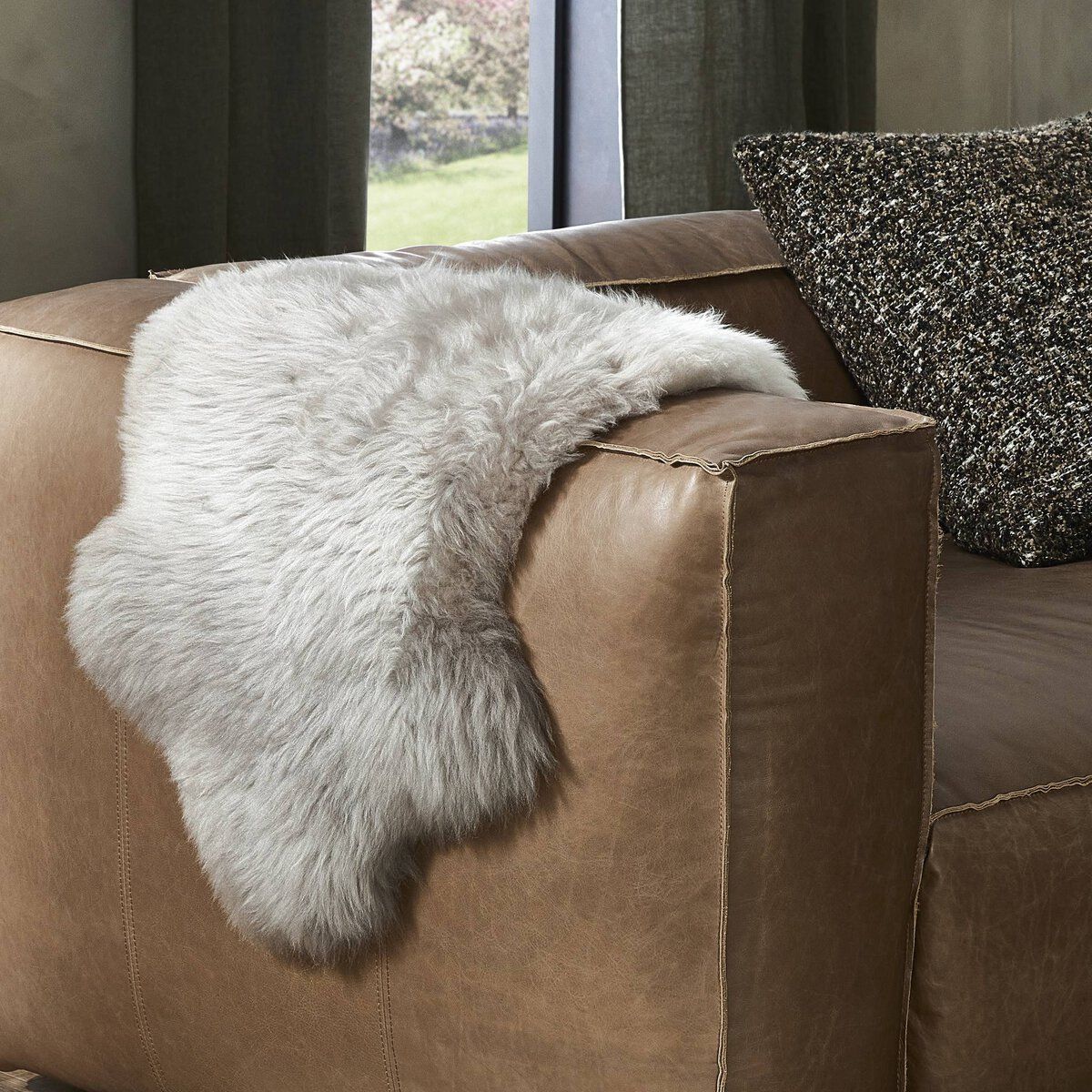 Lalo Ombre Throw