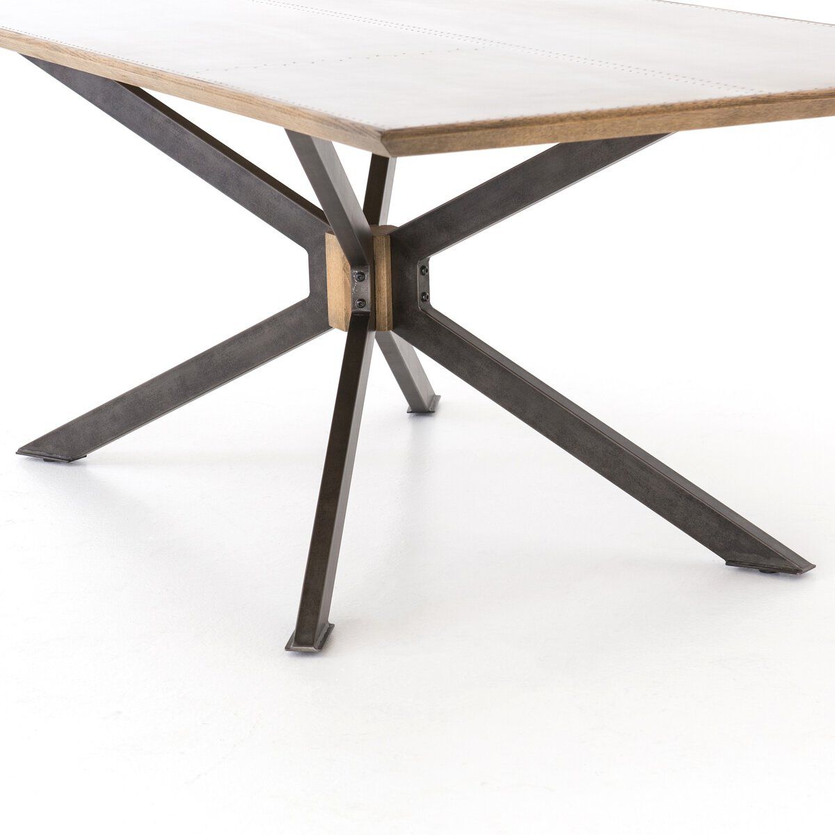 Spider Dining Table
