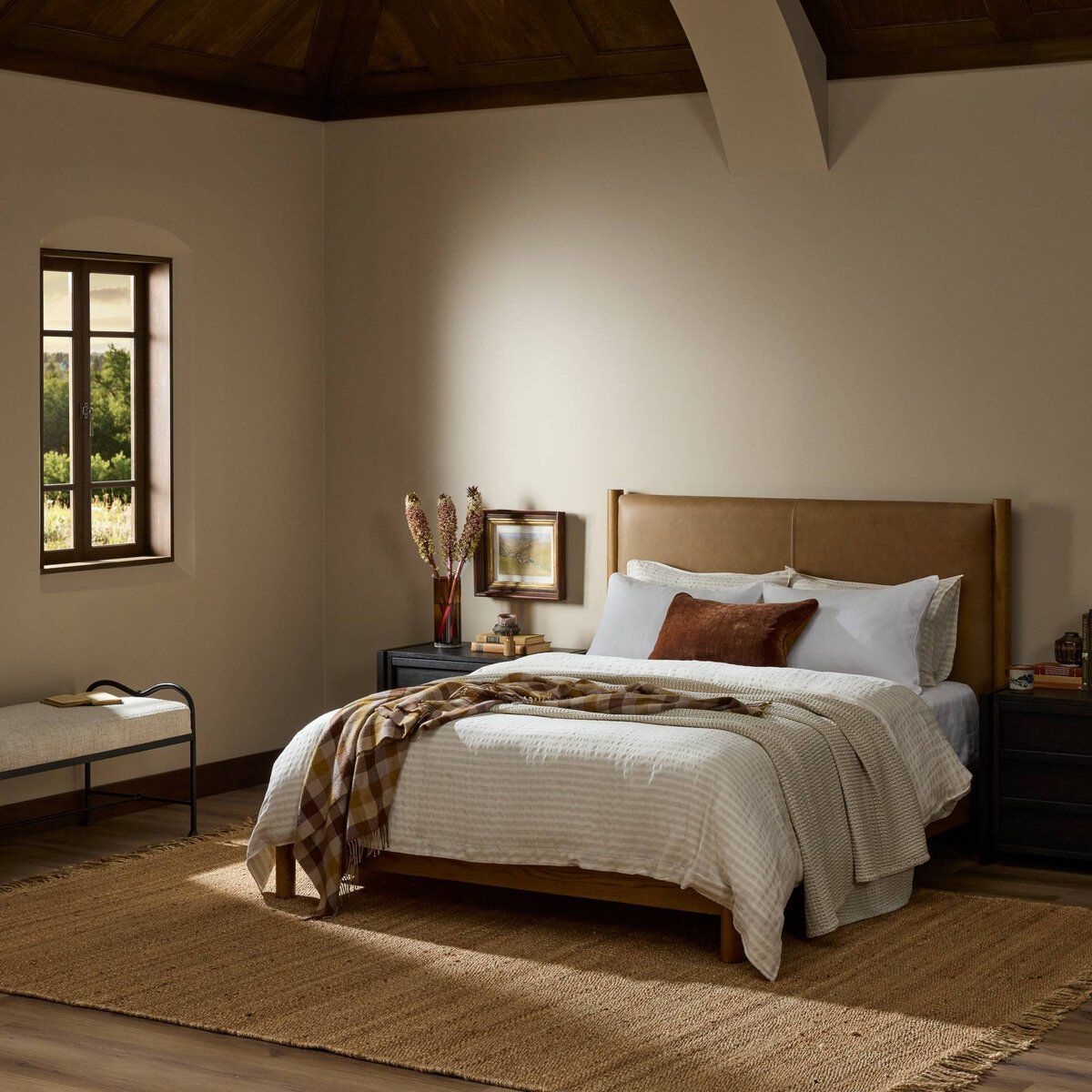 Roark Bed