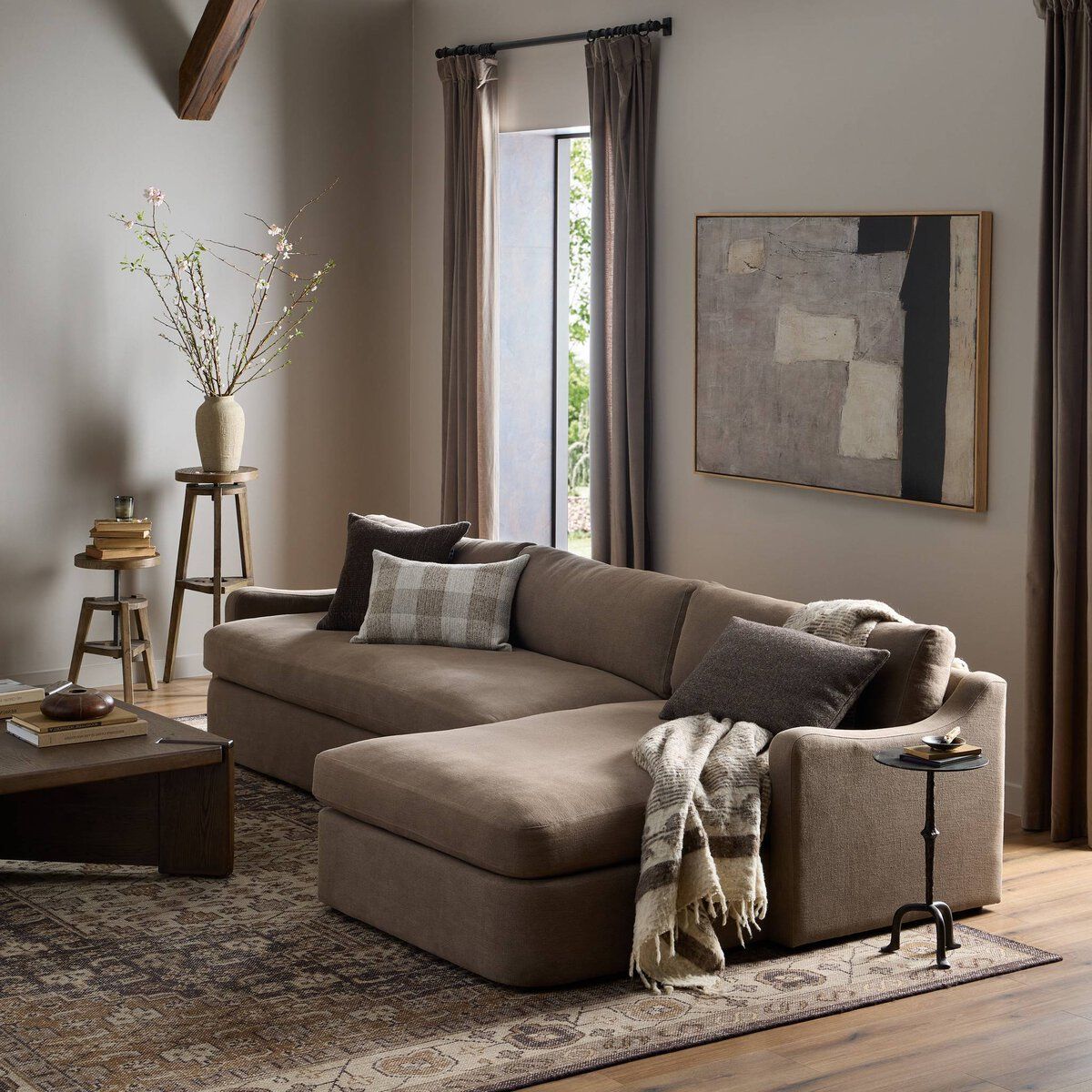 Aurelia 2-piece Sectional