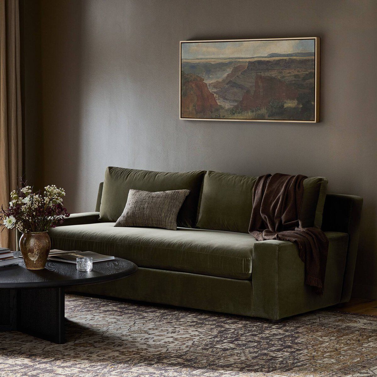 Yelena Sofa