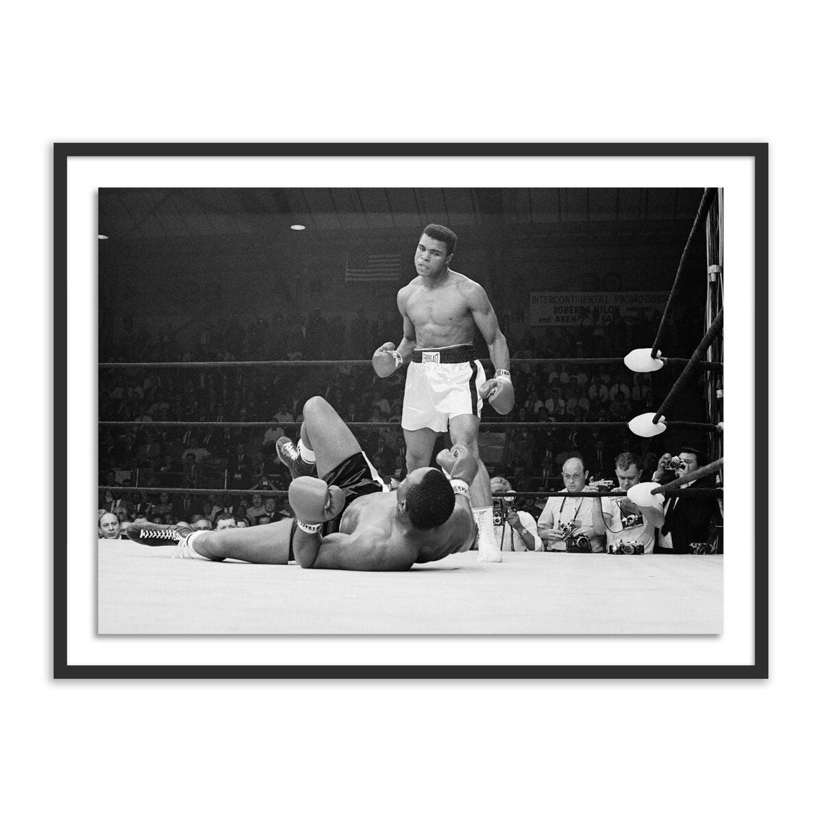 Boxers Muhammad Ali And Sonny Liston Fighting