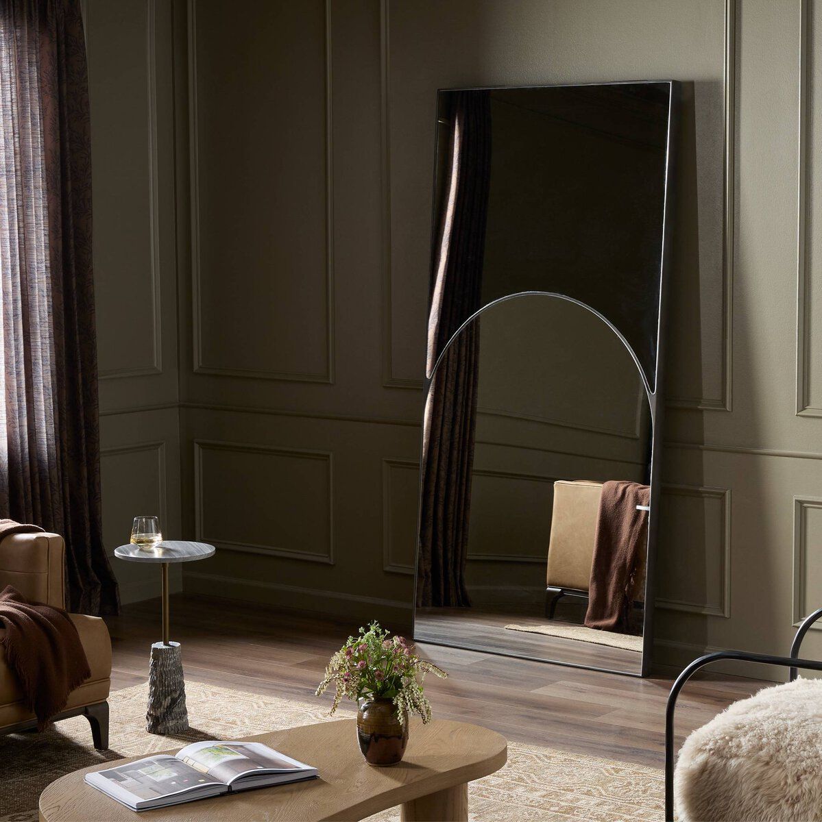 Auryn Mirror