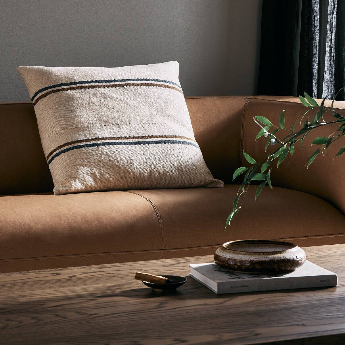 Laurel Pillow
