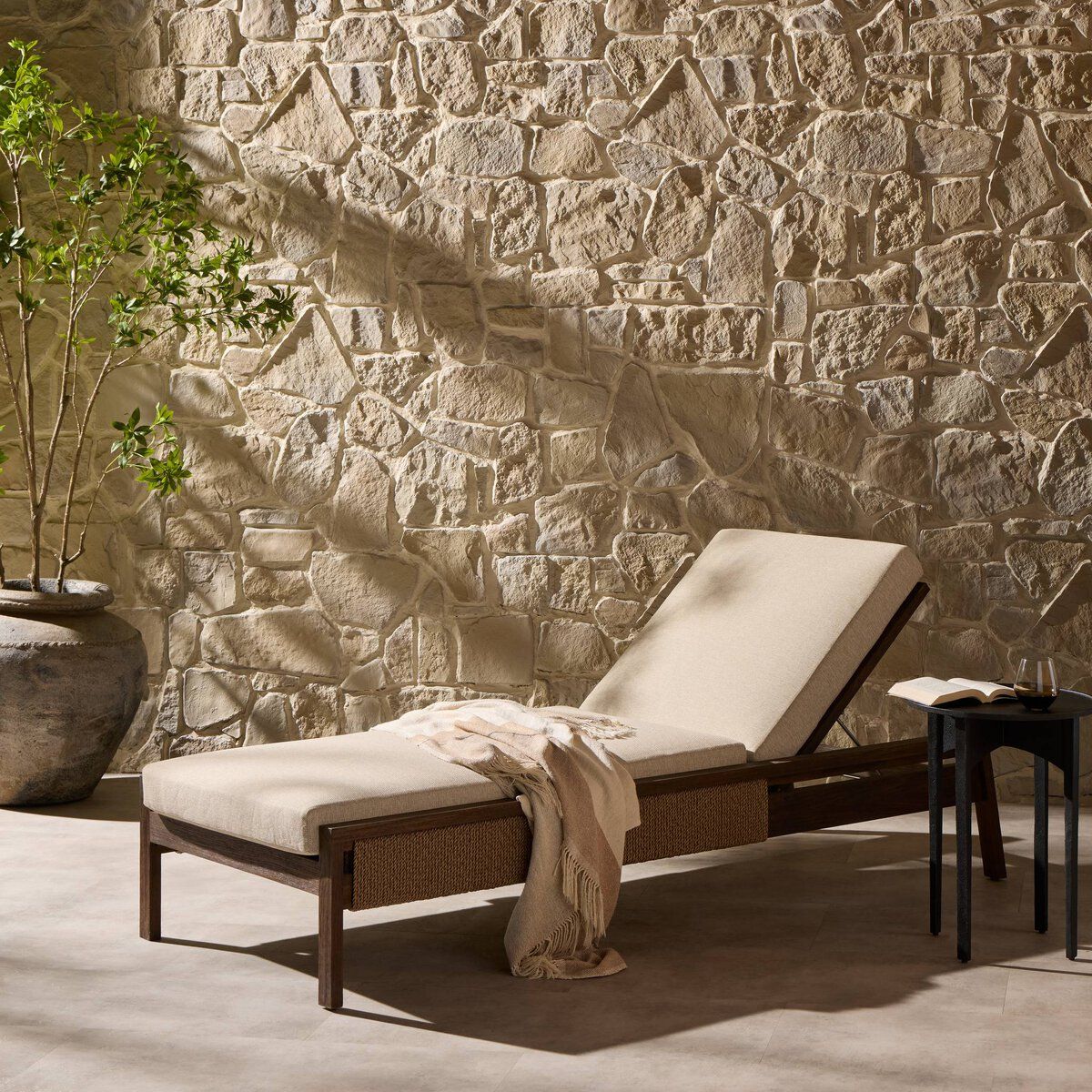Brio Outdoor Chaise