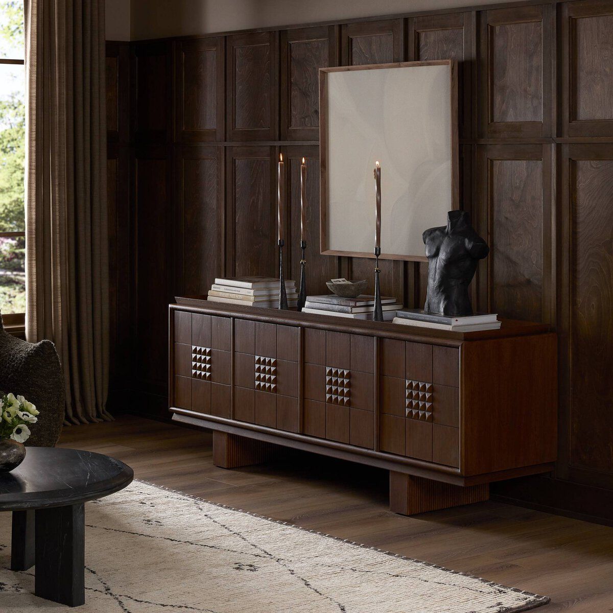 Lyle Media Console