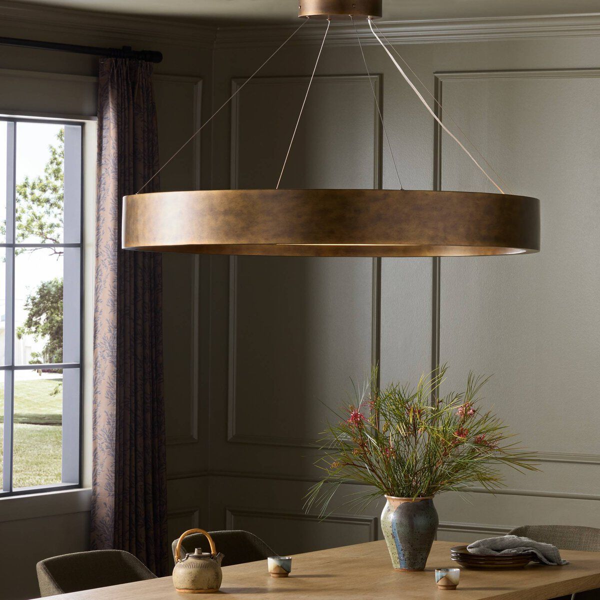 Baum Chandelier