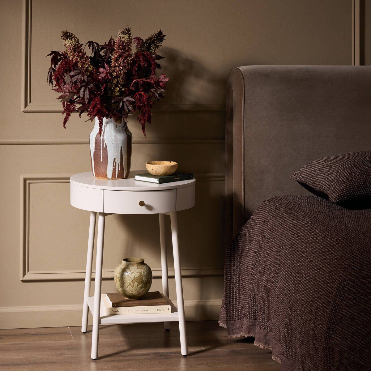 Van Nightstand