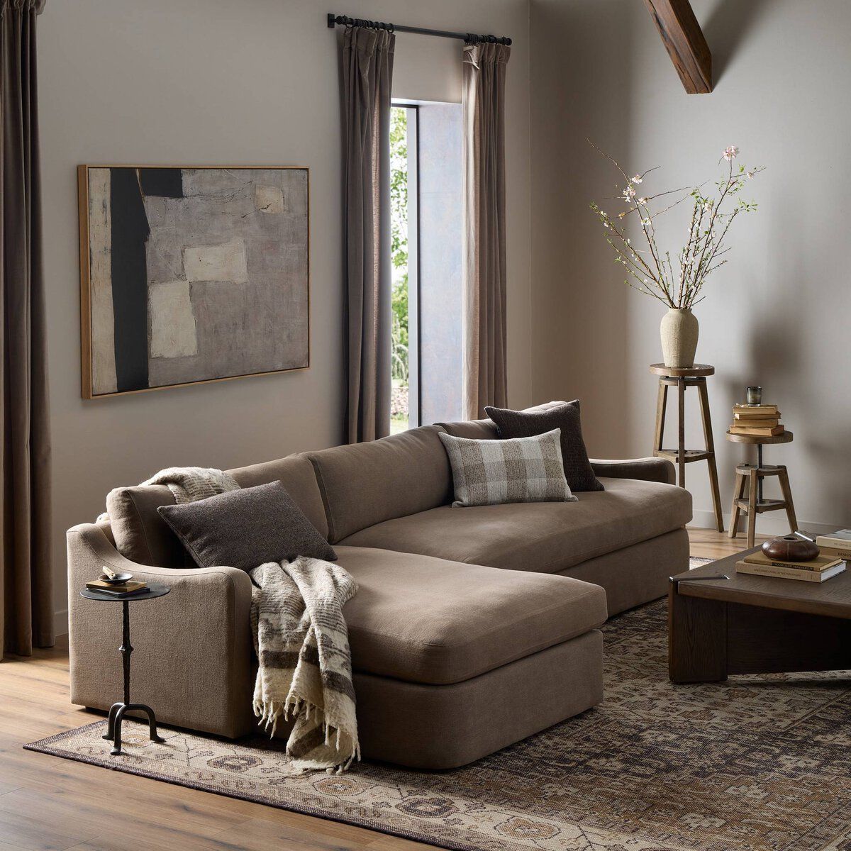 Aurelia 2-piece Sectional