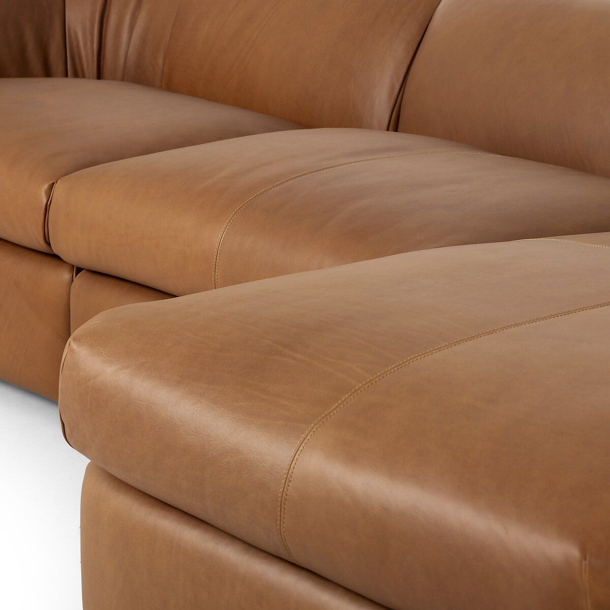 Saldana 3 Piece Sectional W/chaise