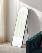 Yagodnoye Mirror