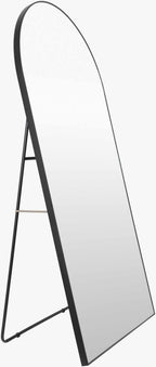 Yagodnoye Mirror