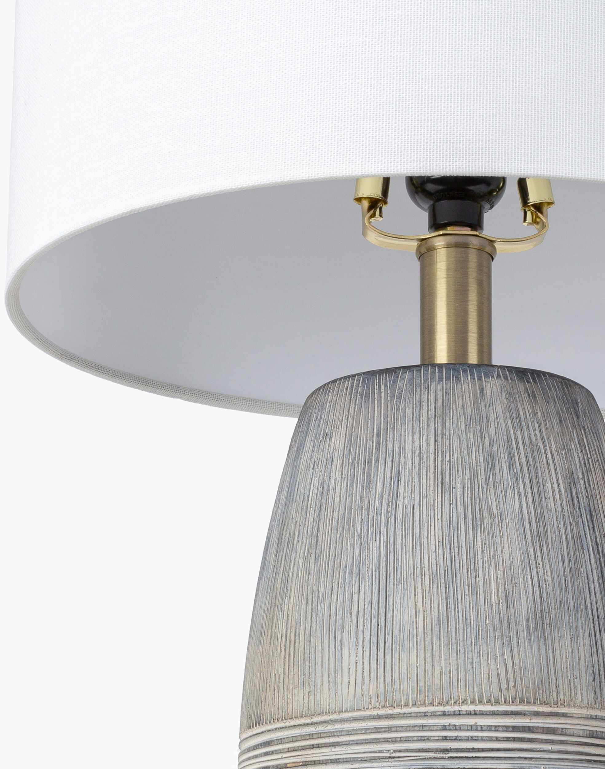 Mabayo Ribbed White Ceramic Table Lamp